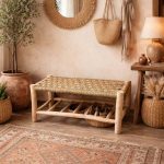 Handgefertigte Holzbank mit integriertem Schuhregal – praktische Sitzbank