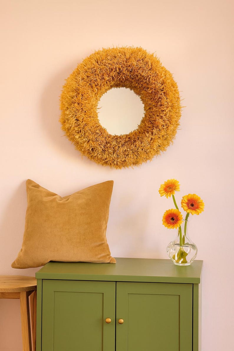 il_794xN.7477111586_9etw (1) Marokkanischer Raffia-Spiegel – runder handgeflochtener Wandspiegel – Bild 1