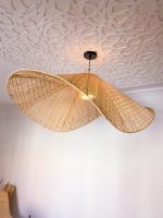 Handgefertigte Raffia-Pendelleuchte – marokkanischer Parasol-Lampenschirm – Bild 7