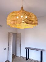 Handgeflochtene Wellen-Pendelleuchte – große Raffia-Deckenlampe