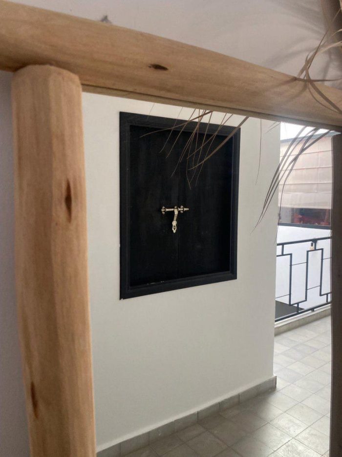 Handgefertigter rechteckiger Holzspiegel – natürlicher Holzrahmen – Bild 5