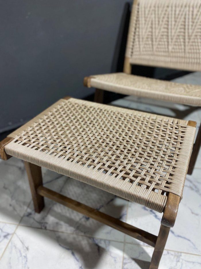 Marokkanischer Nussbaum-Sessel & Fußhocker-Set mit Kordel – handgeflochten – Bild 3