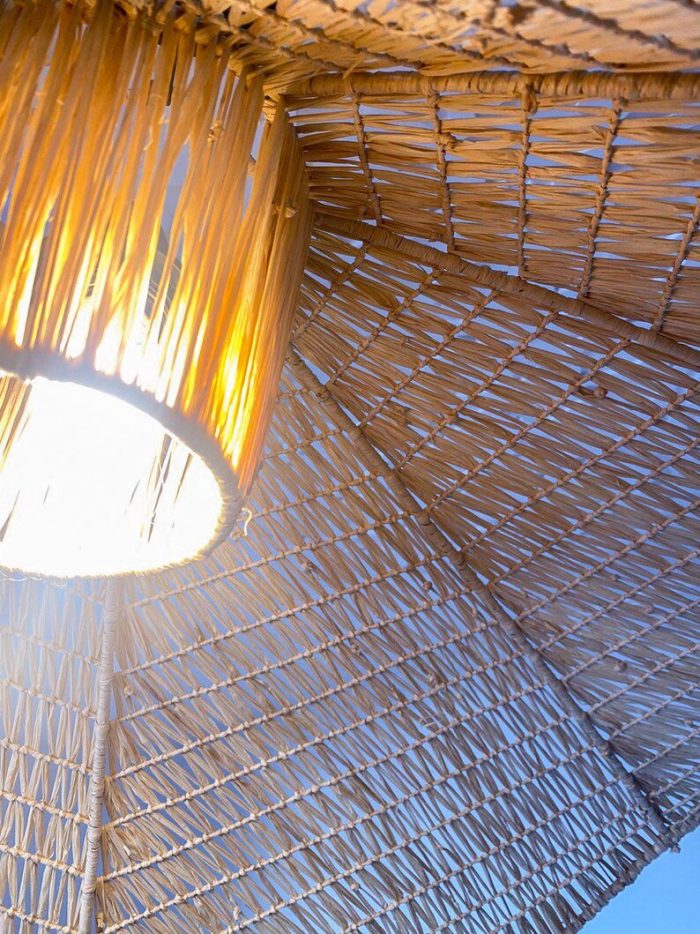 Handgefertigte Raffia-Pendelleuchte – marokkanischer Parasol-Lampenschirm – Bild 6