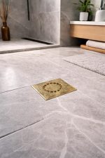 Handgefertigte Messing-Bodenablaufabdeckung – Dekoratives Quadratisches Duschablaufgitter – Bild 2