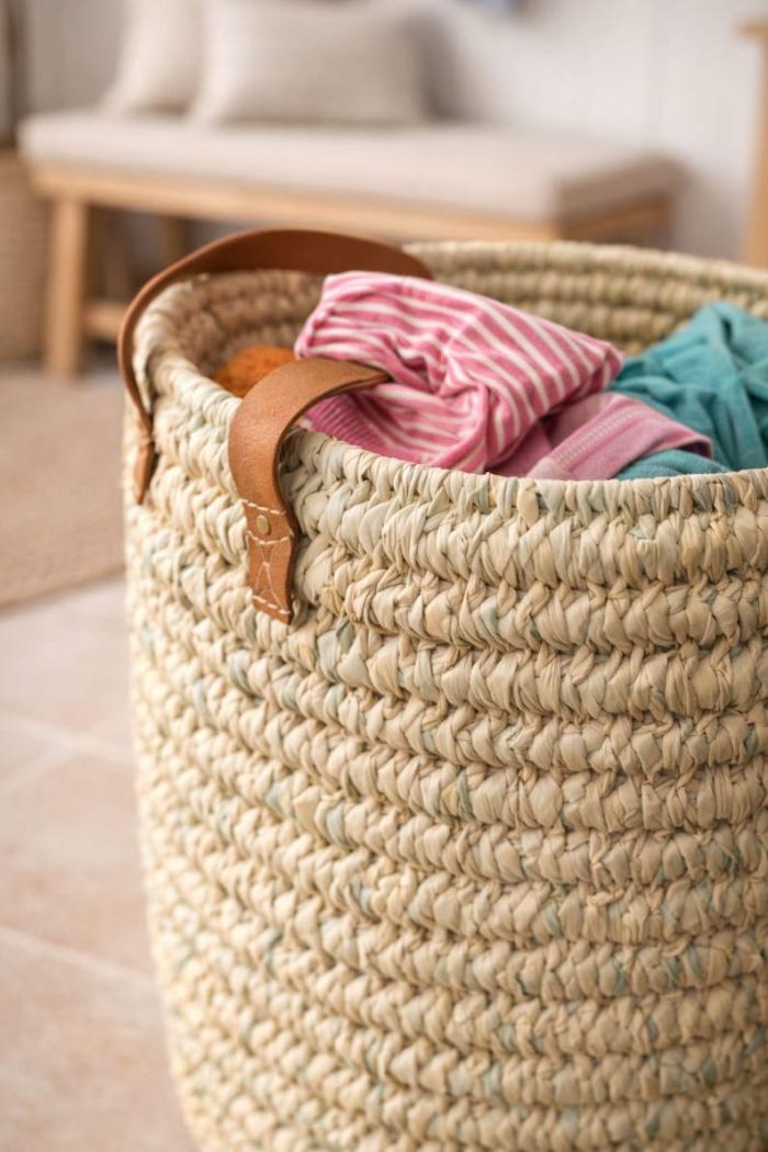 Runder geflochtener Wäschekorb mit Ledergriffen – natürliche Aufbewahrung – Bild 3