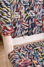 Handgefertigter Lorbeerholz-Barhocker mit Boucherouite-Seil – marokkanischer Boho-Style – Bild 4